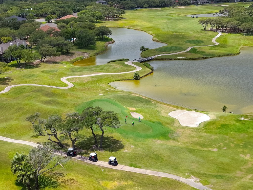 405 Cascades Rockport TX 78382