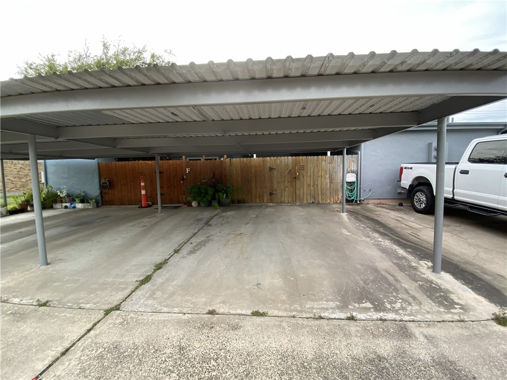 7201 Sparkle Sea, Unit E Drive Corpus Christi TX 78412