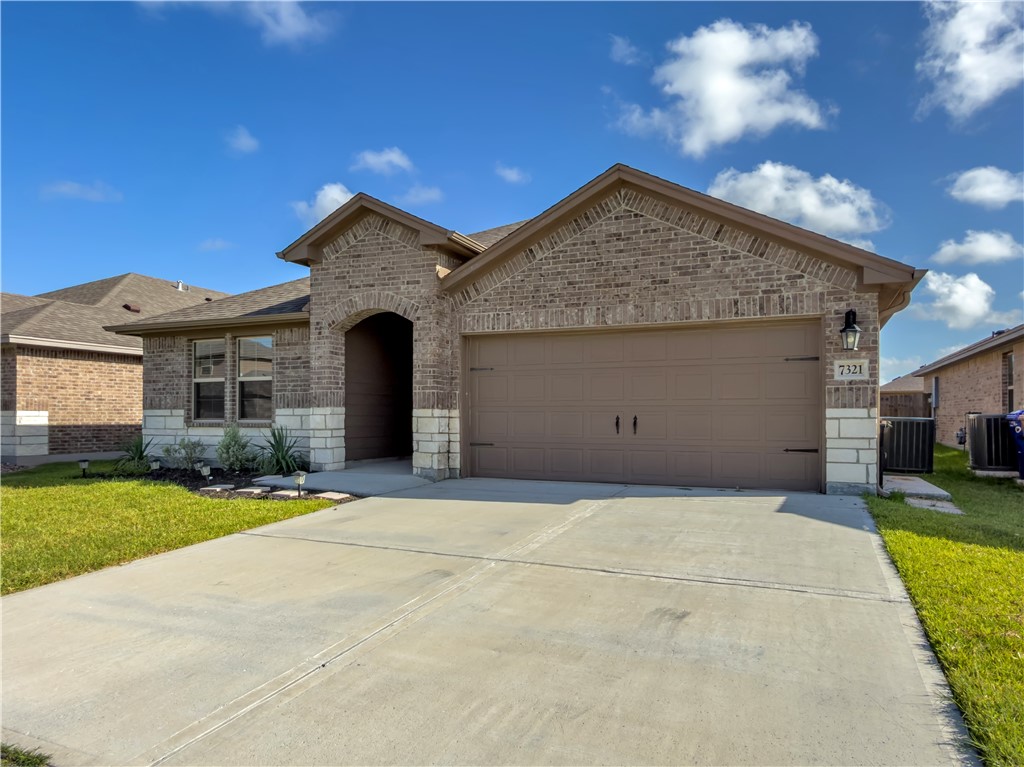 7321 Star Gazer Drive Corpus Christi TX 78414