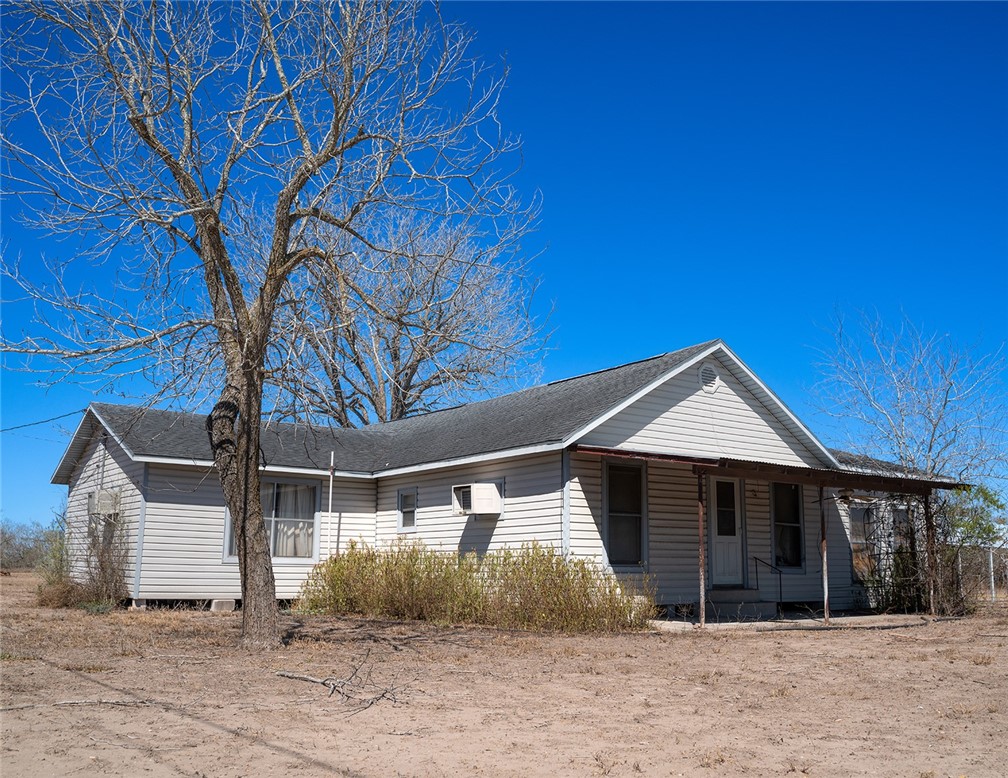 1580 Middle George West TX 78022