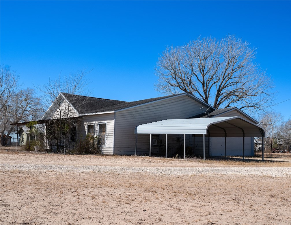 1580 Middle George West TX 78022