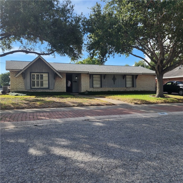 4441 Dolphin Place Corpus Christi TX 78411