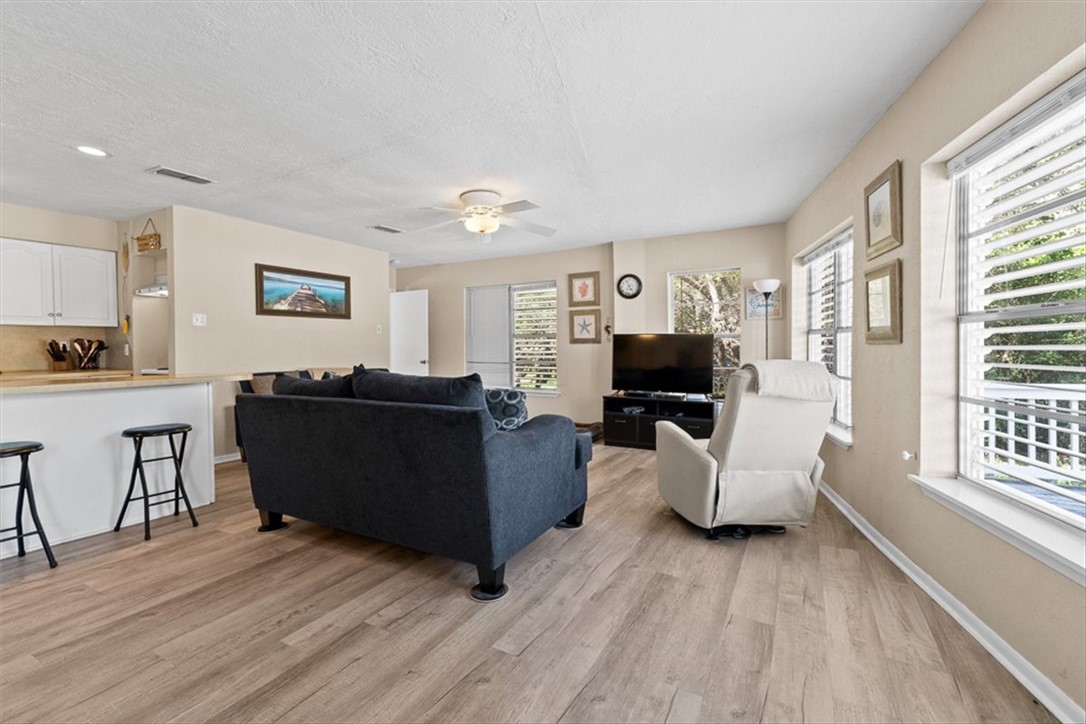 245 Griffith Drive Rockport TX 78382