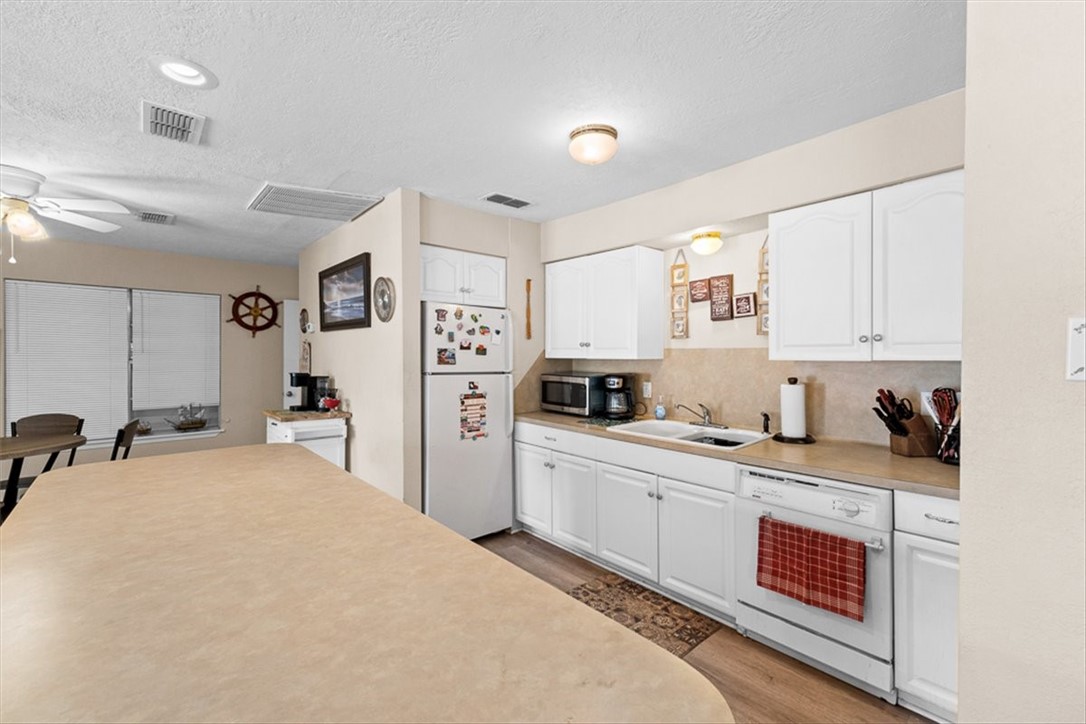 245 Griffith Drive Rockport TX 78382