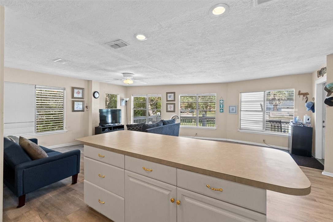 245 Griffith Drive Rockport TX 78382