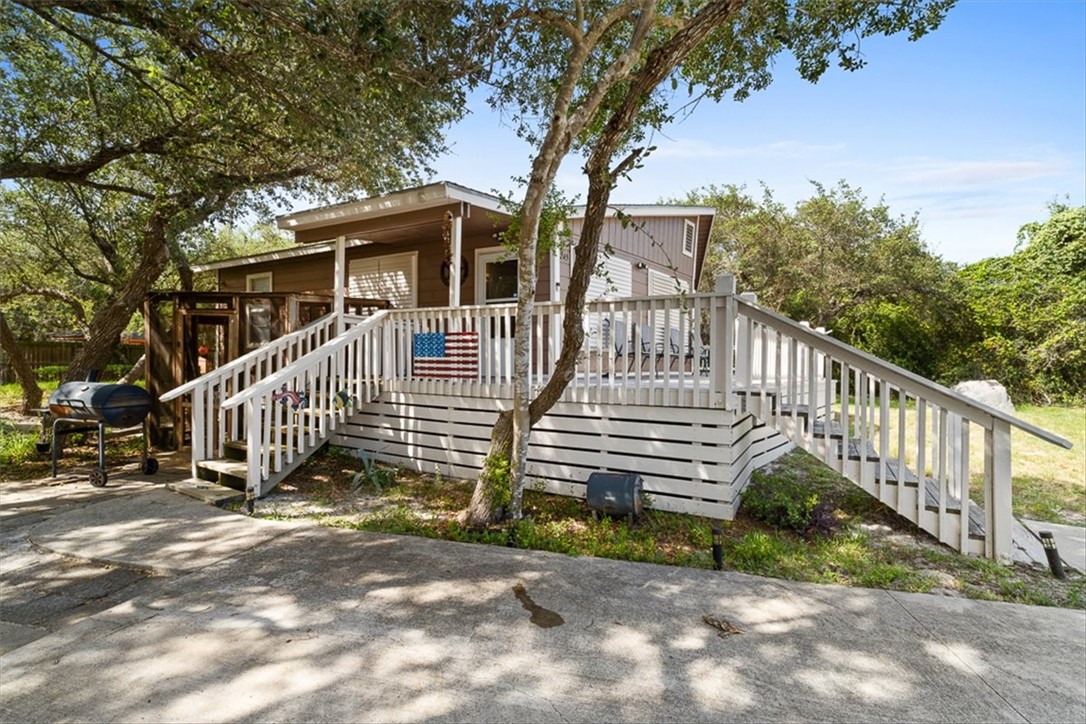 245 Griffith Drive Rockport TX 78382