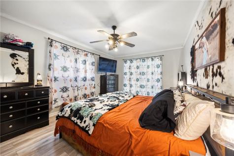 204 Wilshire Creek Portland TX 78374
