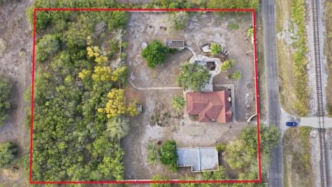 12127 Railroad Avenue Sinton TX 78387