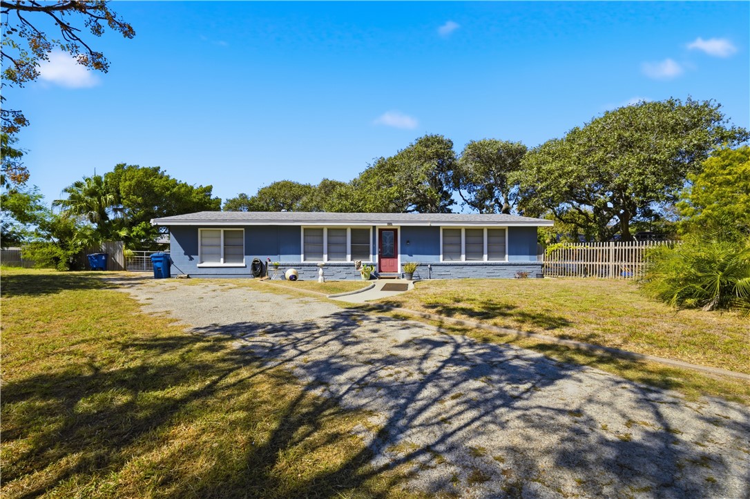 1321 Jenkins Street Rockport TX 78382