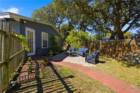 1321 Jenkins Street Rockport TX 78382