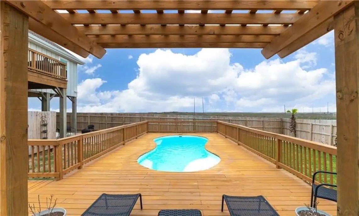 165 Breezy Court Port Aransas TX 78373