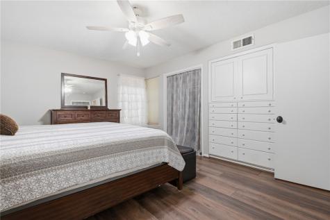 143 N Janin Circle Portland TX 78374