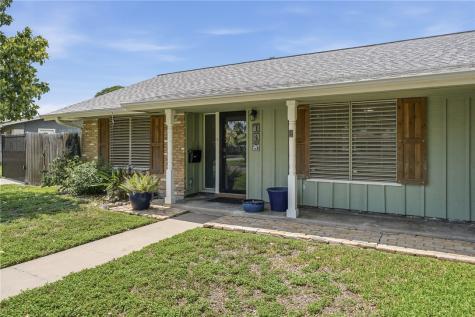 143 N Janin Circle Portland TX 78374