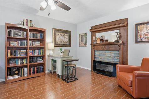 143 N Janin Circle Portland TX 78374