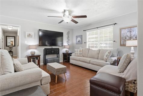 143 N Janin Circle Portland TX 78374