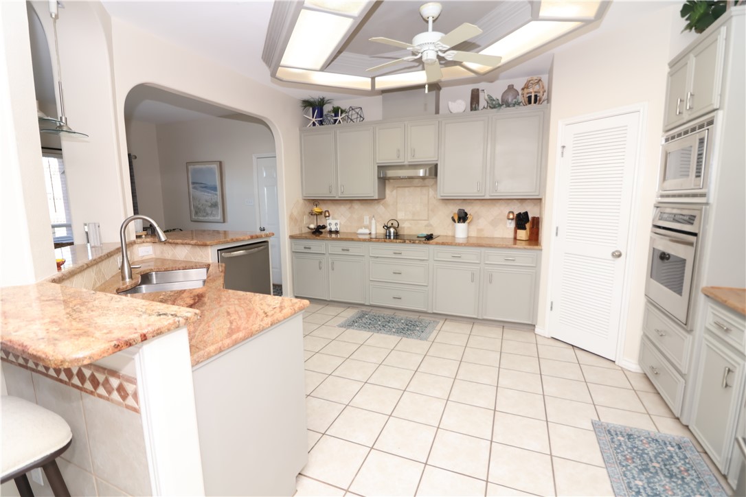 13766 Hawksnest Bay Drive Corpus Christi TX 78418