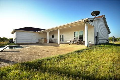 10023 County Rd 597/ Hwy 9 (old) Mathis TX 78368