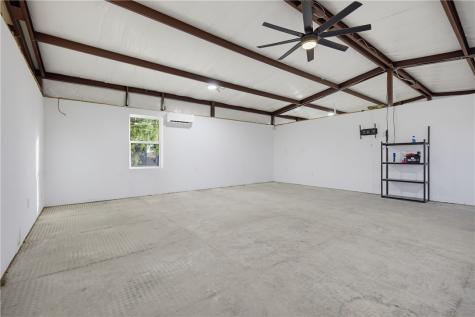 10023 County Rd 597/ Hwy 9 (old) Mathis TX 78368