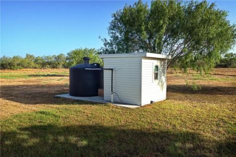 10023 County Rd 597/ Hwy 9 (old) Mathis TX 78368