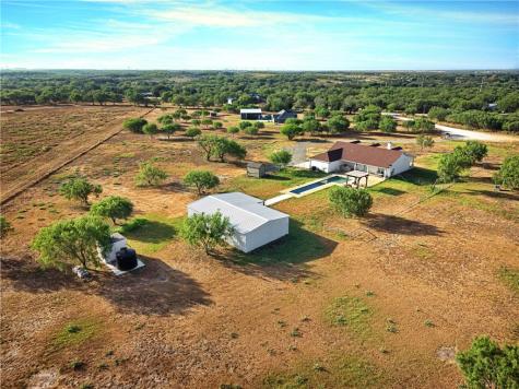 10023 County Rd 597/ Hwy 9 (old) Mathis TX 78368