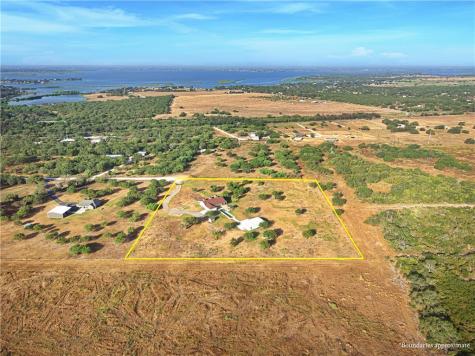 10023 County Rd 597/ Hwy 9 (old) Mathis TX 78368