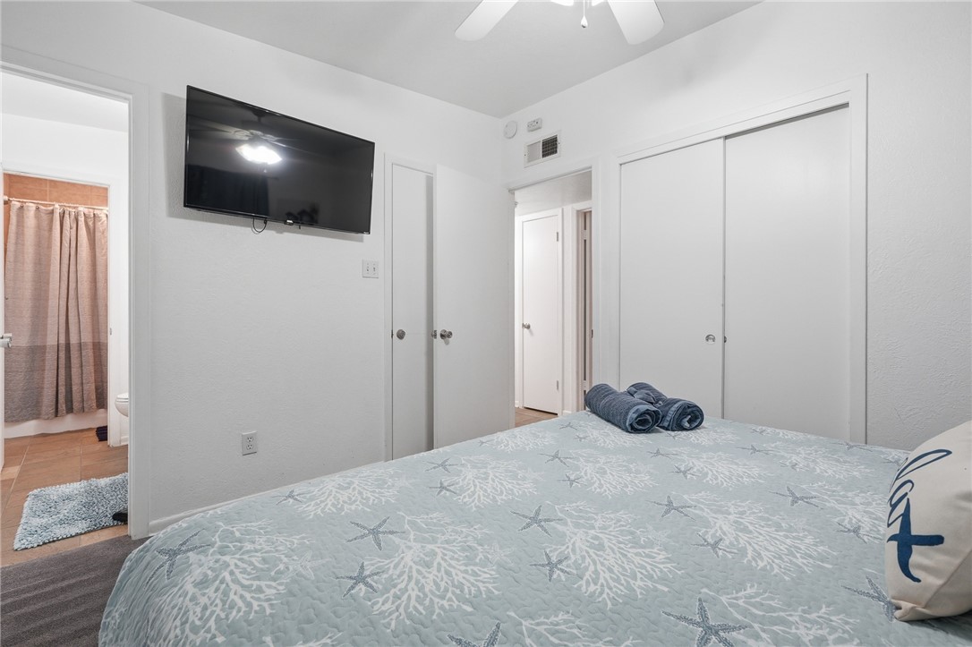 1904 Bay Avenue Rockport TX 78382