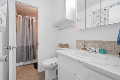 1904 Bay Avenue Rockport TX 78382