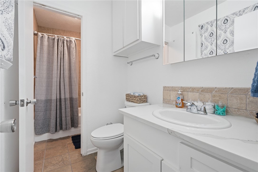1904 Bay Avenue Rockport TX 78382