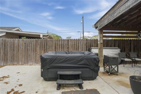 1904 Bay Avenue Rockport TX 78382