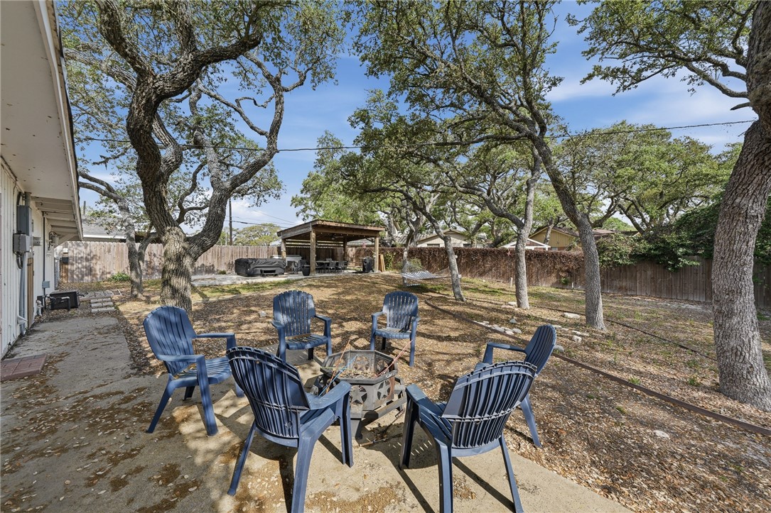 1904 Bay Avenue Rockport TX 78382