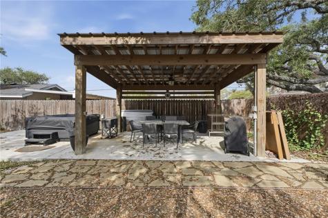 1904 Bay Avenue Rockport TX 78382