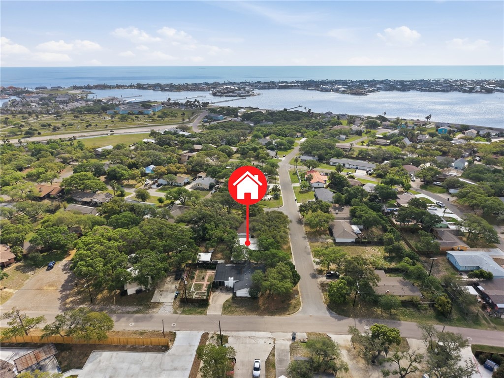 1904 Bay Avenue Rockport TX 78382