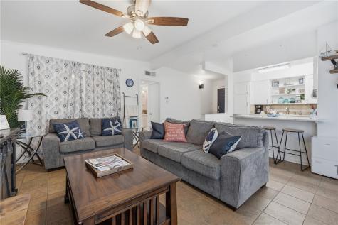 1904 Bay Avenue Rockport TX 78382