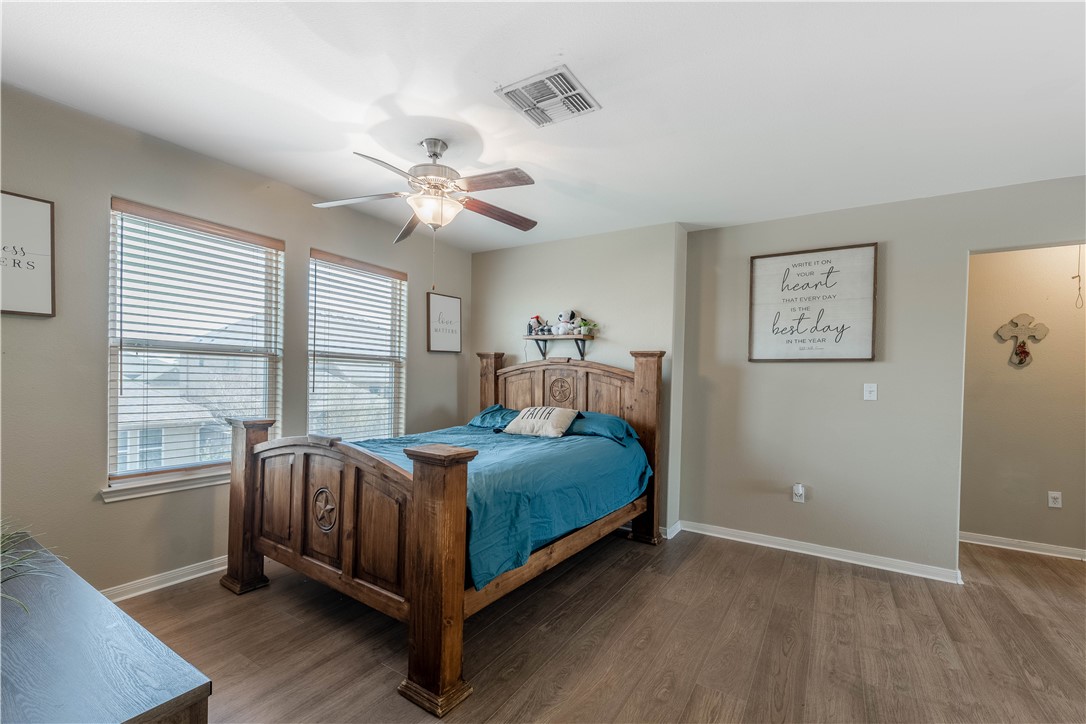 2122 Halcon Street Corpus Christi TX 78414