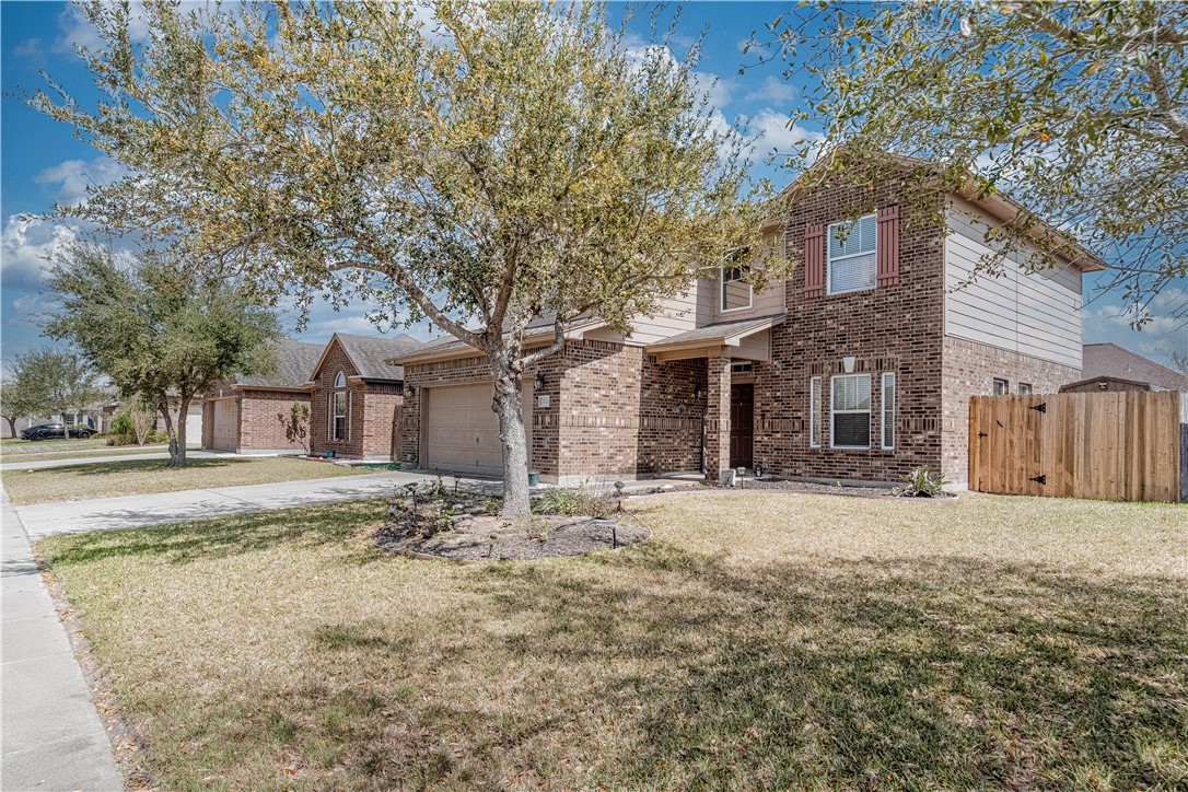2122 Halcon Street Corpus Christi TX 78414