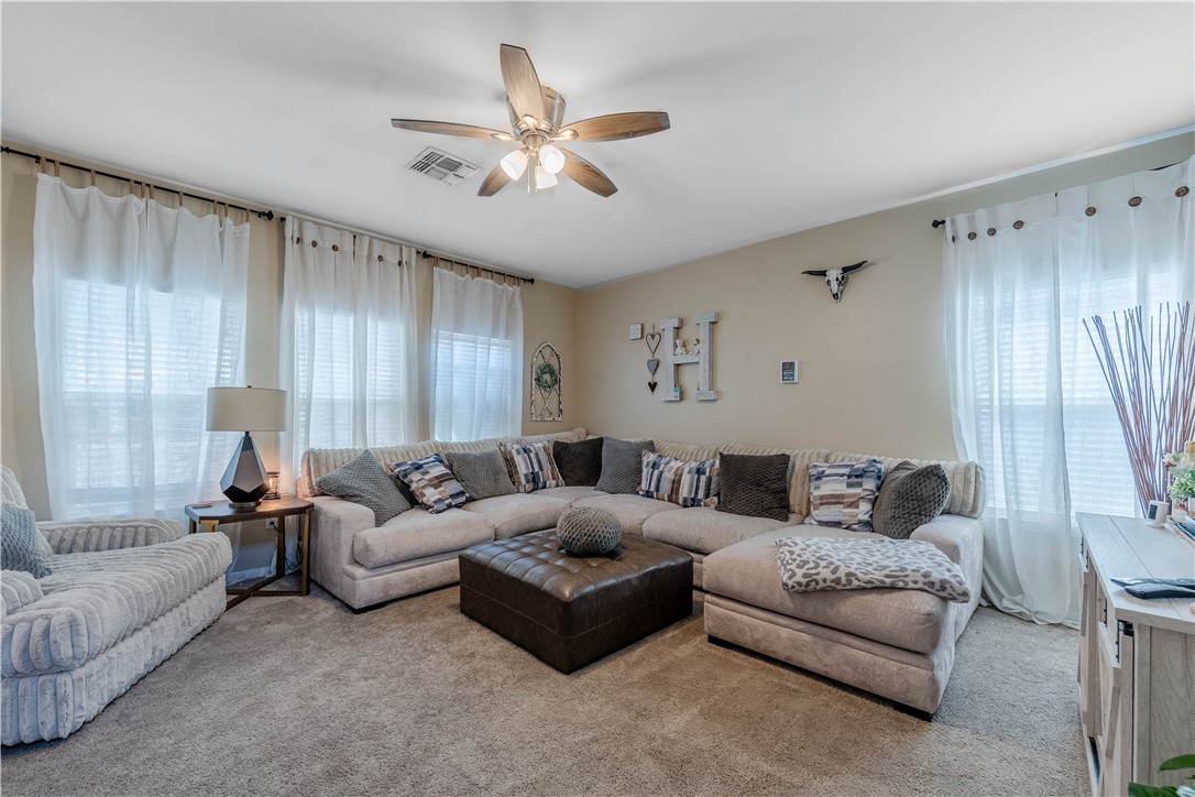 2122 Halcon Street Corpus Christi TX 78414