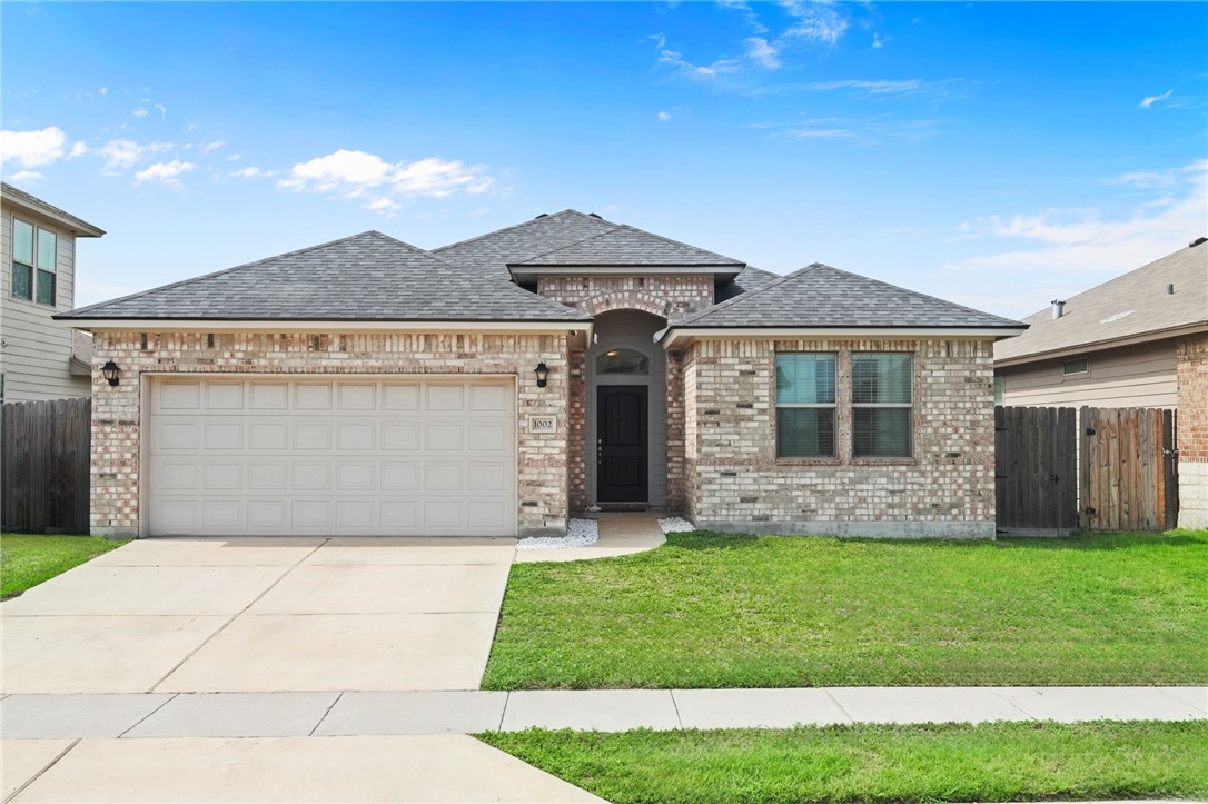 1002 Ocean Breeze Portland TX 78374