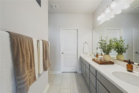 1002 Ocean Breeze Portland TX 78374