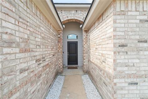 1002 Ocean Breeze Portland TX 78374