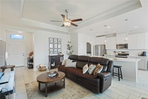 1002 Ocean Breeze Portland TX 78374