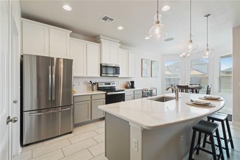 1002 Ocean Breeze Portland TX 78374
