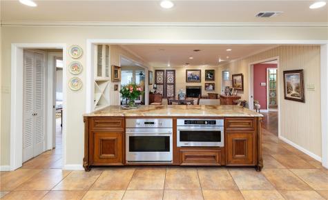 414 Barracuda Place Corpus Christi TX 78411