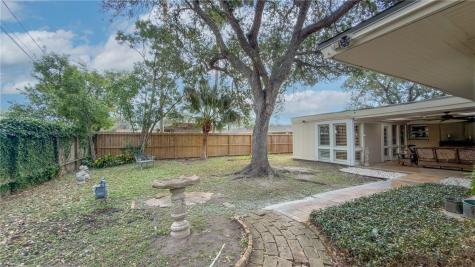 414 Barracuda Place Corpus Christi TX 78411