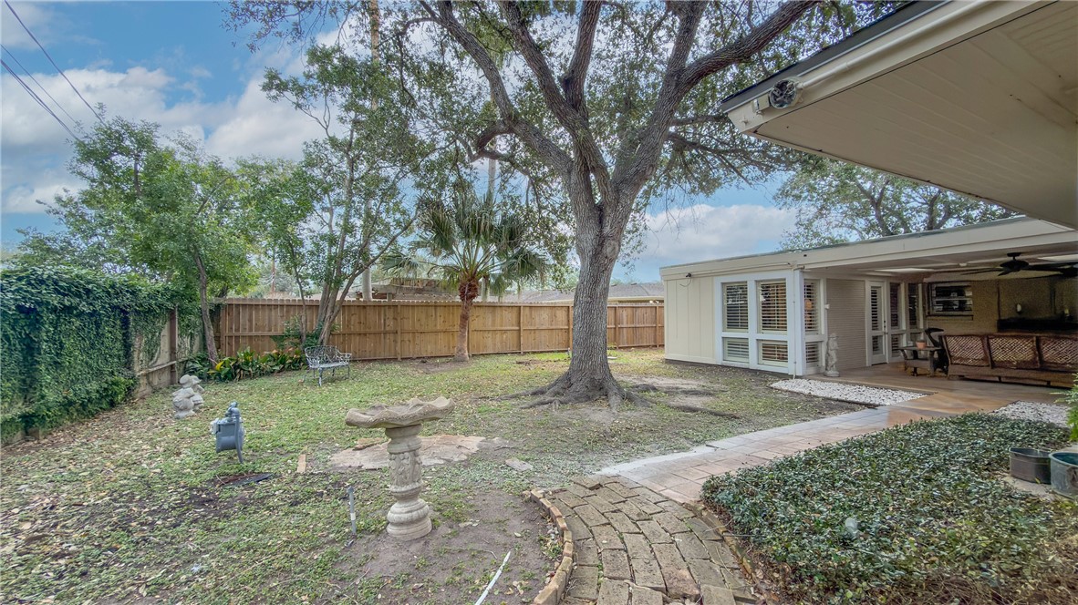 414 Barracuda Place Corpus Christi TX 78411