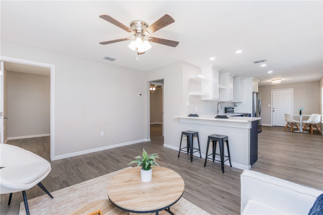 4641 Valdez Drive Corpus Christi TX 78416