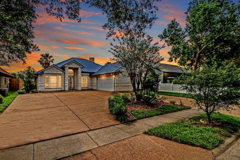561 Poenisch Drive Corpus Christi TX 78412