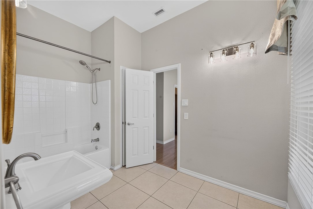 7 Great Lakes Drive Corpus Christi TX 78413