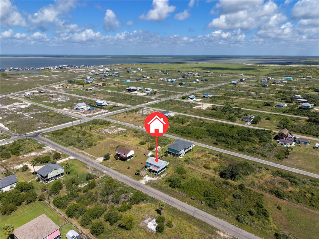 114 W Shady Oak Rockport TX 78382