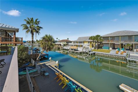 11 Luau Lane Rockport TX 78382