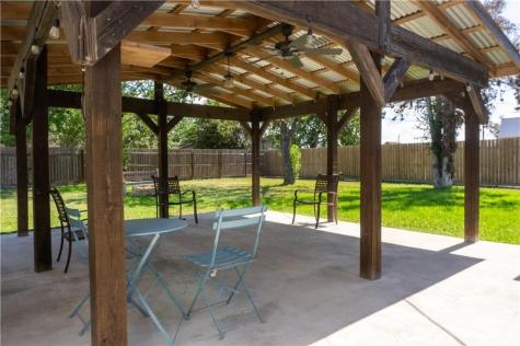 822 E Warren Avenue Kingsville TX 78363